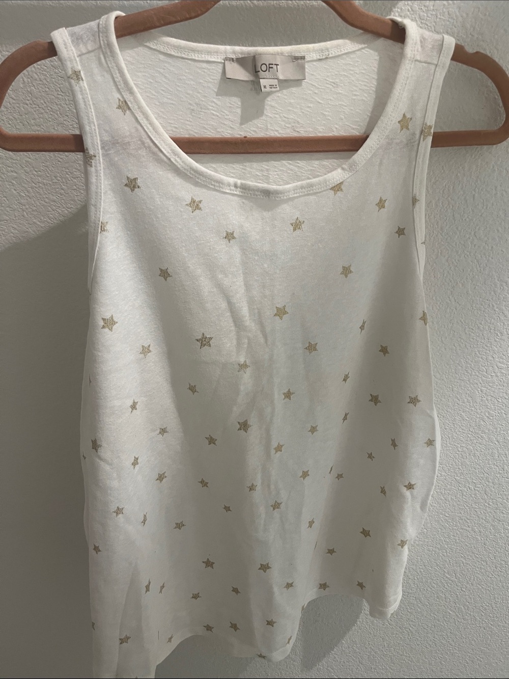 LOFT White Tank with Metallic Gold Star Pattern XL